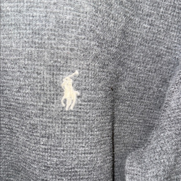 Polo by Ralph Lauren Men's Gray Thermal Shirt - Large. B1 - Picture 2 of 5